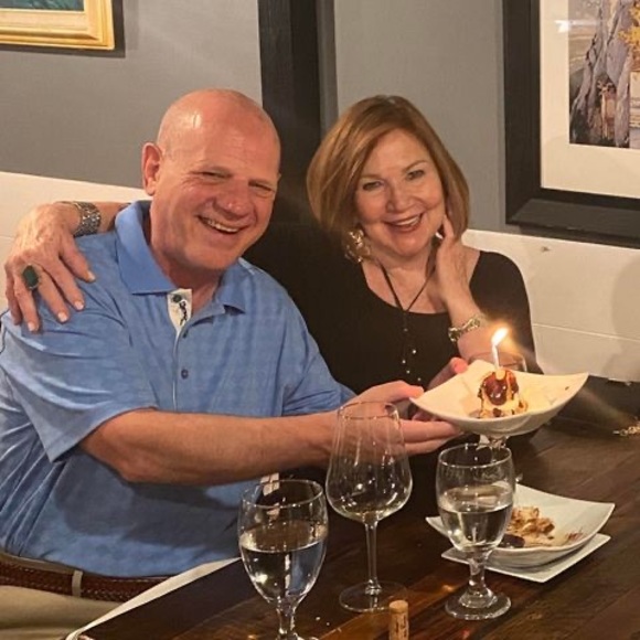 Meet your Posher, Sandi - Picture 1 of 1